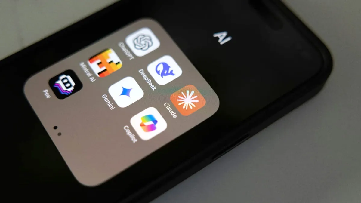 클로드 AI 앱 스마트폰 AI 폴더